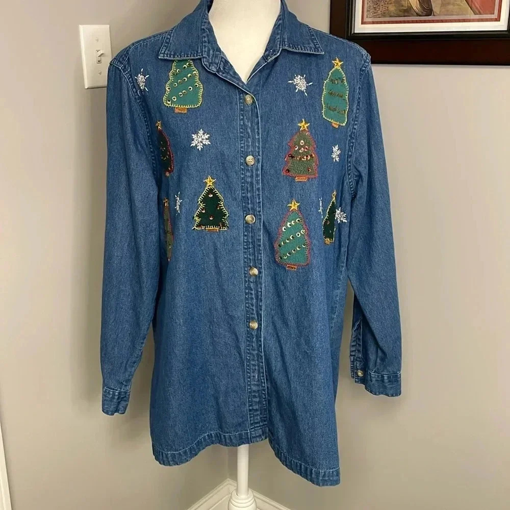Bedford Fair Denim Chambray Womens Christmas Holiday Button Down Shirt Size Larg